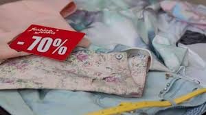 Дрехи Разпродажба на дрехи
