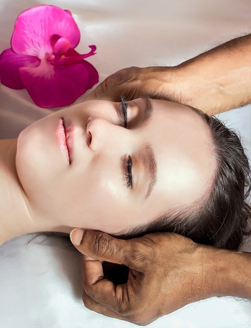 Мануален масаж на лице